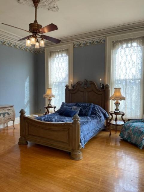 Upjohn Bed & Breakfast คาลาเมซู ภายนอก รูปภาพ