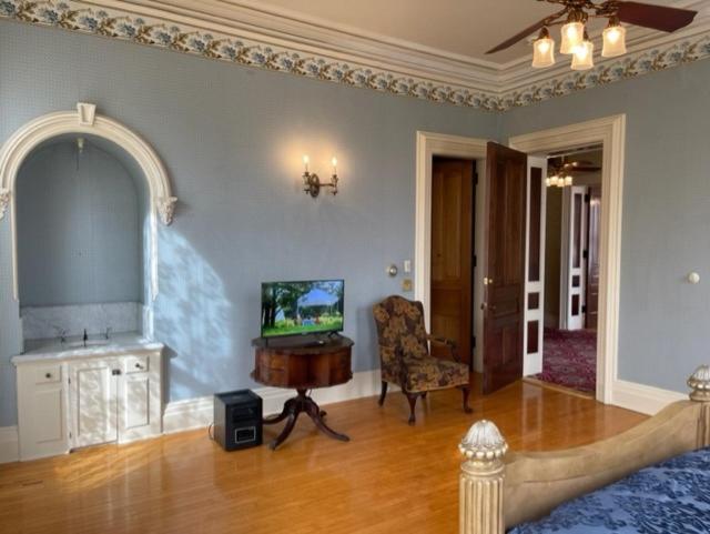 Upjohn Bed & Breakfast คาลาเมซู ภายนอก รูปภาพ